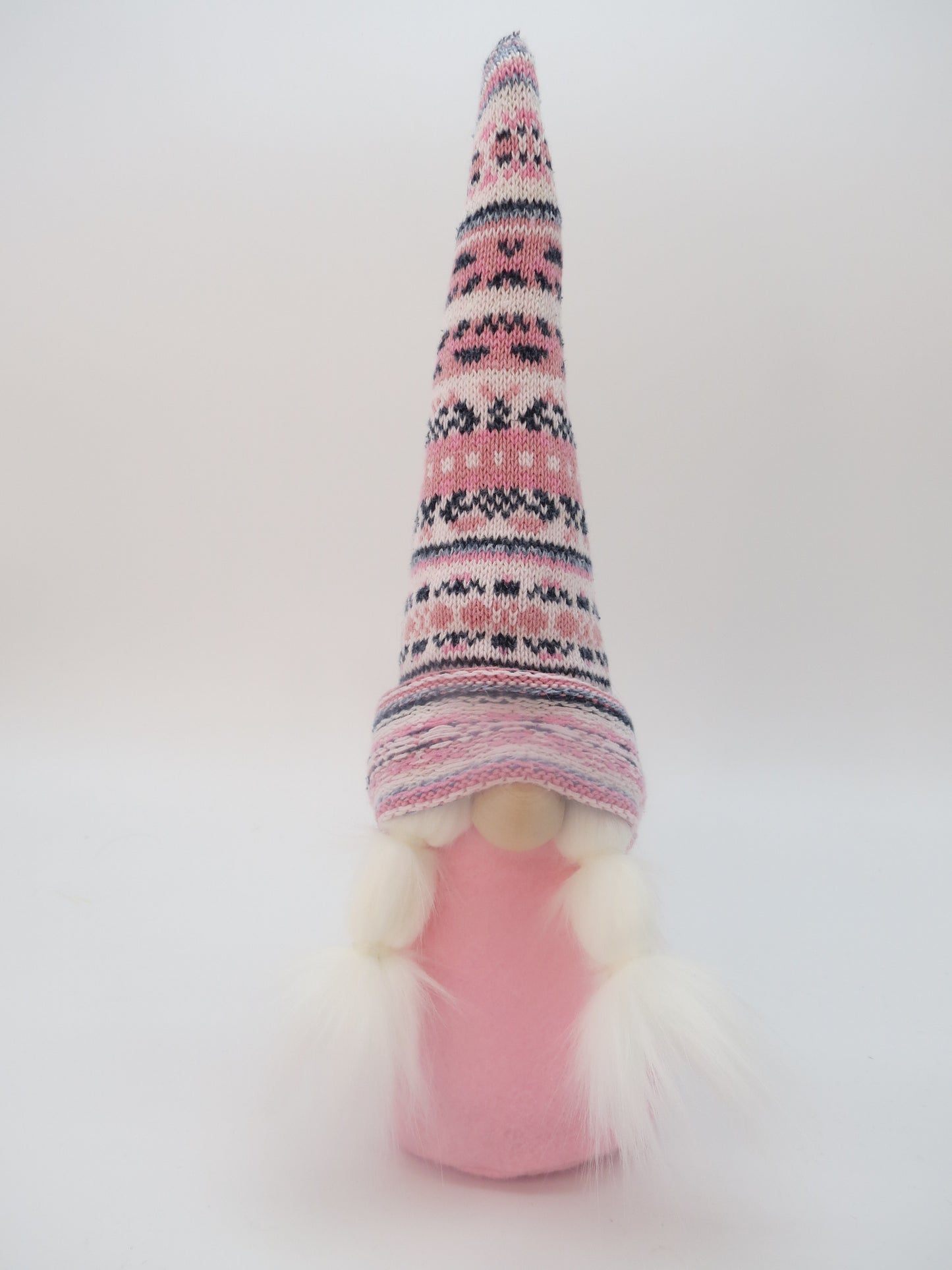 15" (38.1 cm) Medium Gnomess (6112) - Pink/Navy/Blue/White Nordic